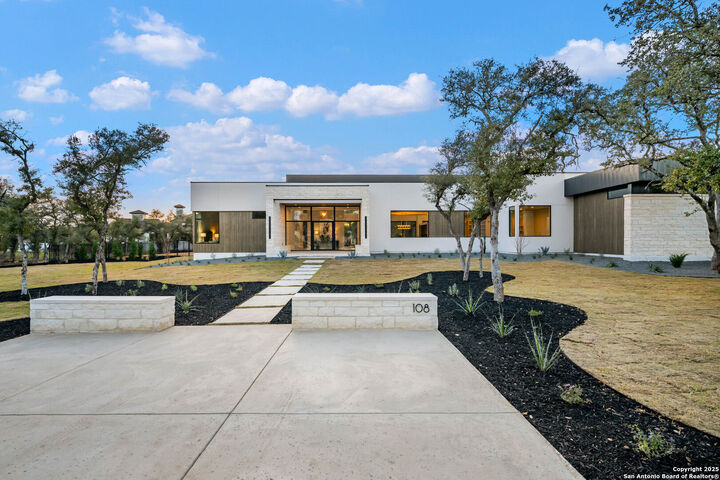 108 Whittingham  San Antonio TX 78231 photo