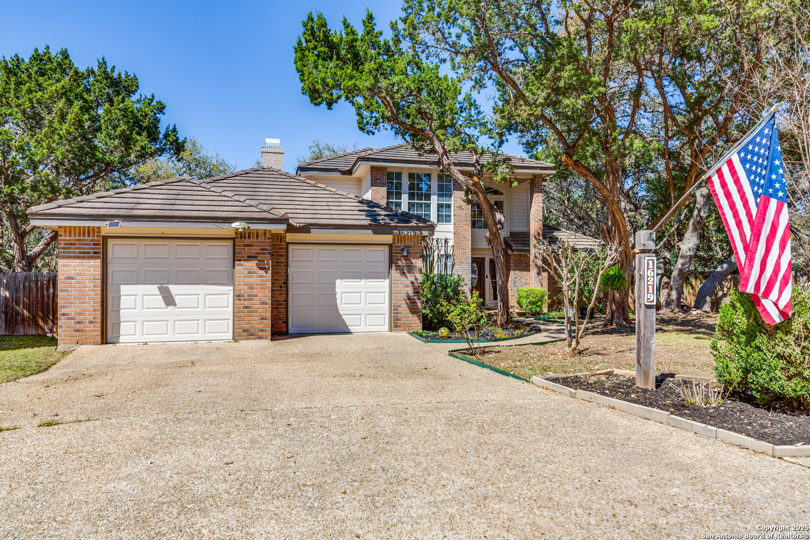Property Photo: 16219 Santa Cathrena TX 78232