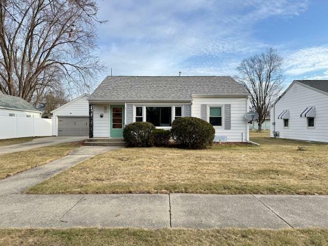 Property Photo: 1421 Hawthorne Avenue WI 53545