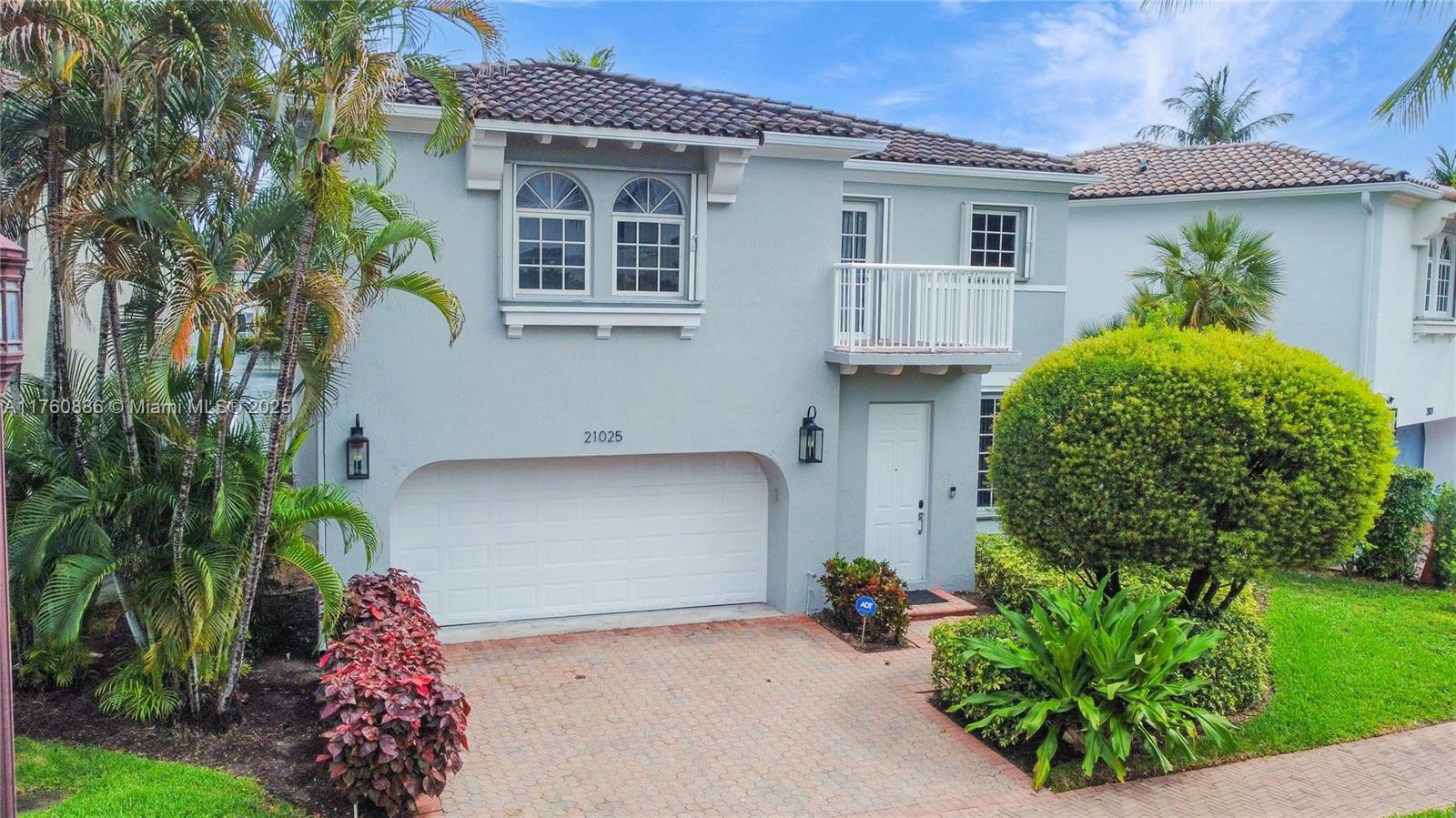 Property Photo: 21025 NE 31st Ave FL 33180