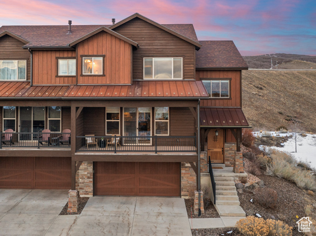 Property Photo: 1733 E Viewside Cir UT 84036