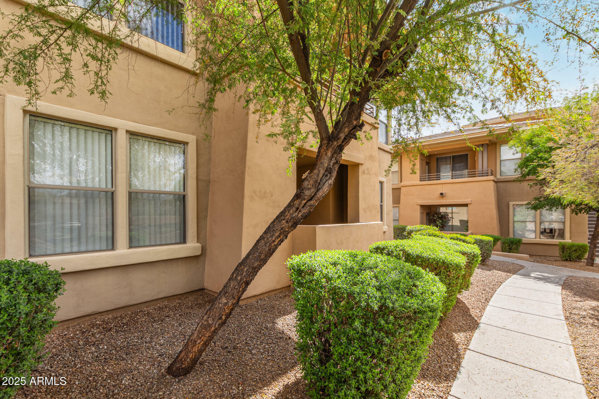 Property Photo: 20100 N 78th Place 1013 AZ 85255