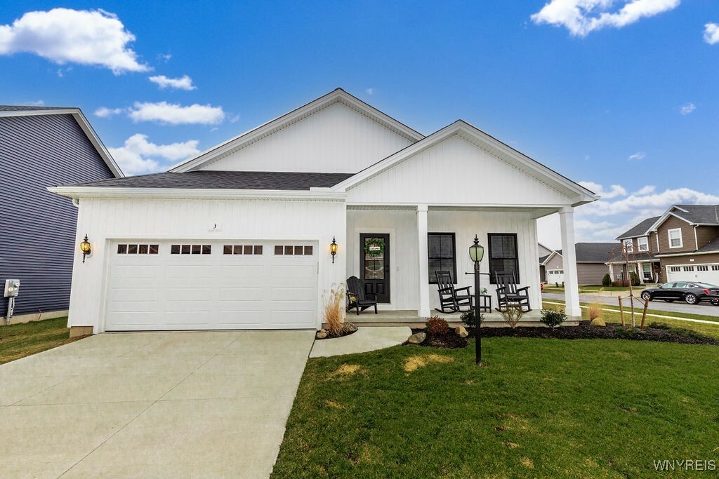 Property Photo: 3 Kaitlyn Court NY 14072