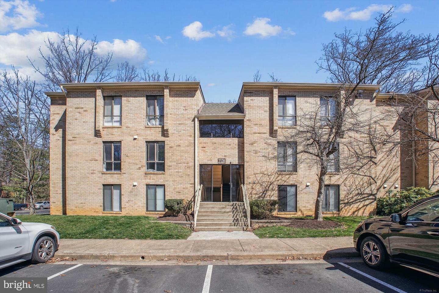 Property Photo: 2328 Freetown Court 5/11C VA 20191
