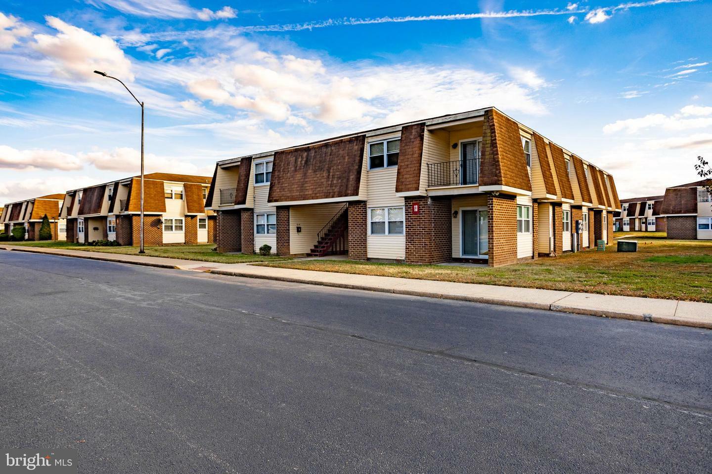 Property Photo: 13 Florence Tollgate 1 NJ 08518
