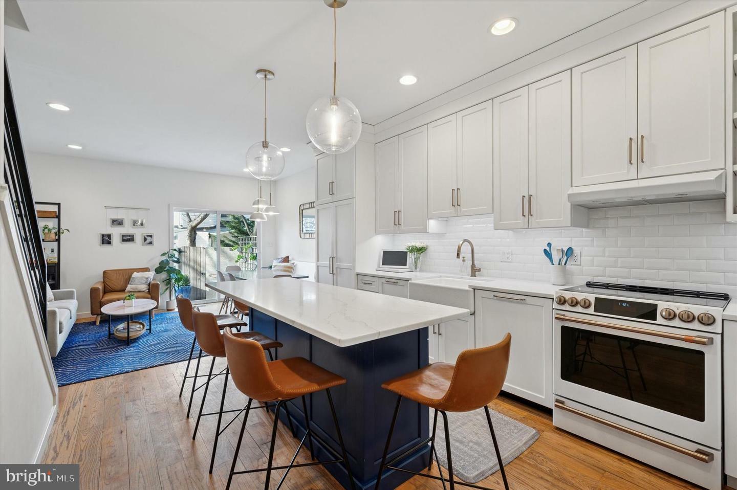 Property Photo: 2522 Grays Ferry Avenue PA 19146