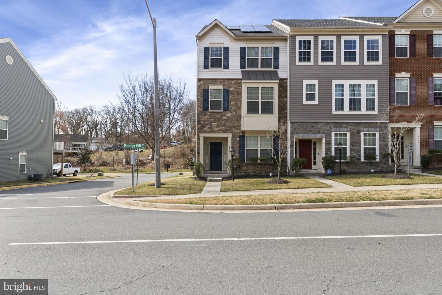 Property Photo: 3999 Bradys Hill Road VA 22172