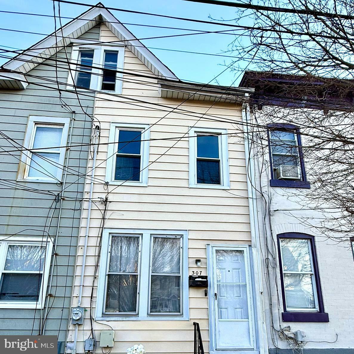 307 Cummings Avenue  Trenton NJ 08611 photo