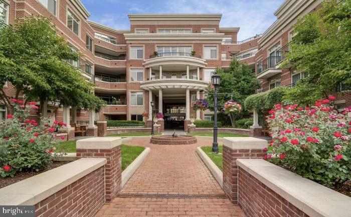 Property Photo: 66 Franklin Street 106 MD 21401