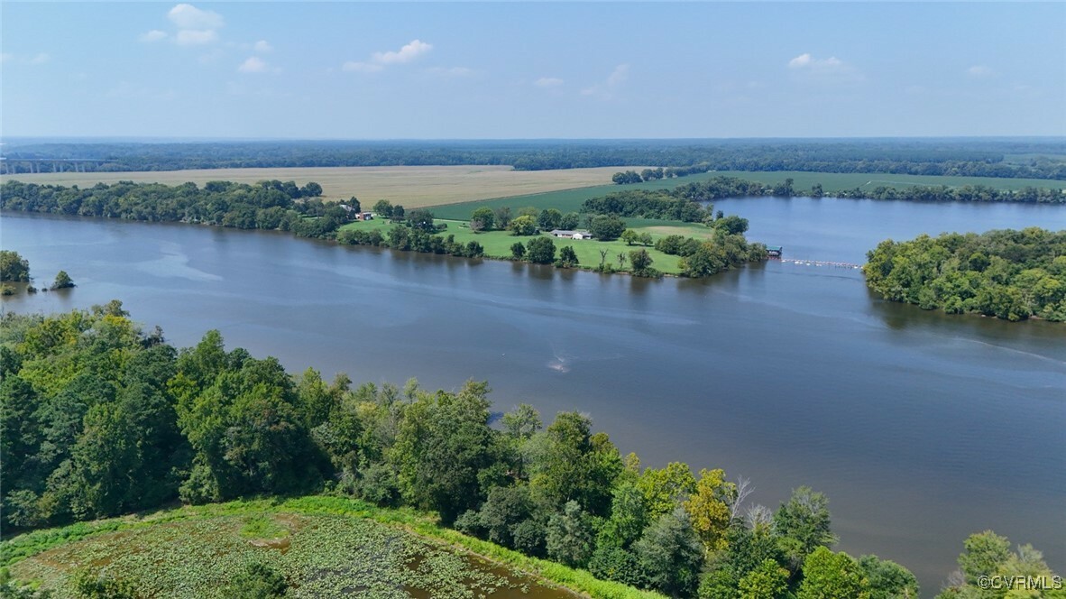 Property Photo: 135 Witten Street VA 23803