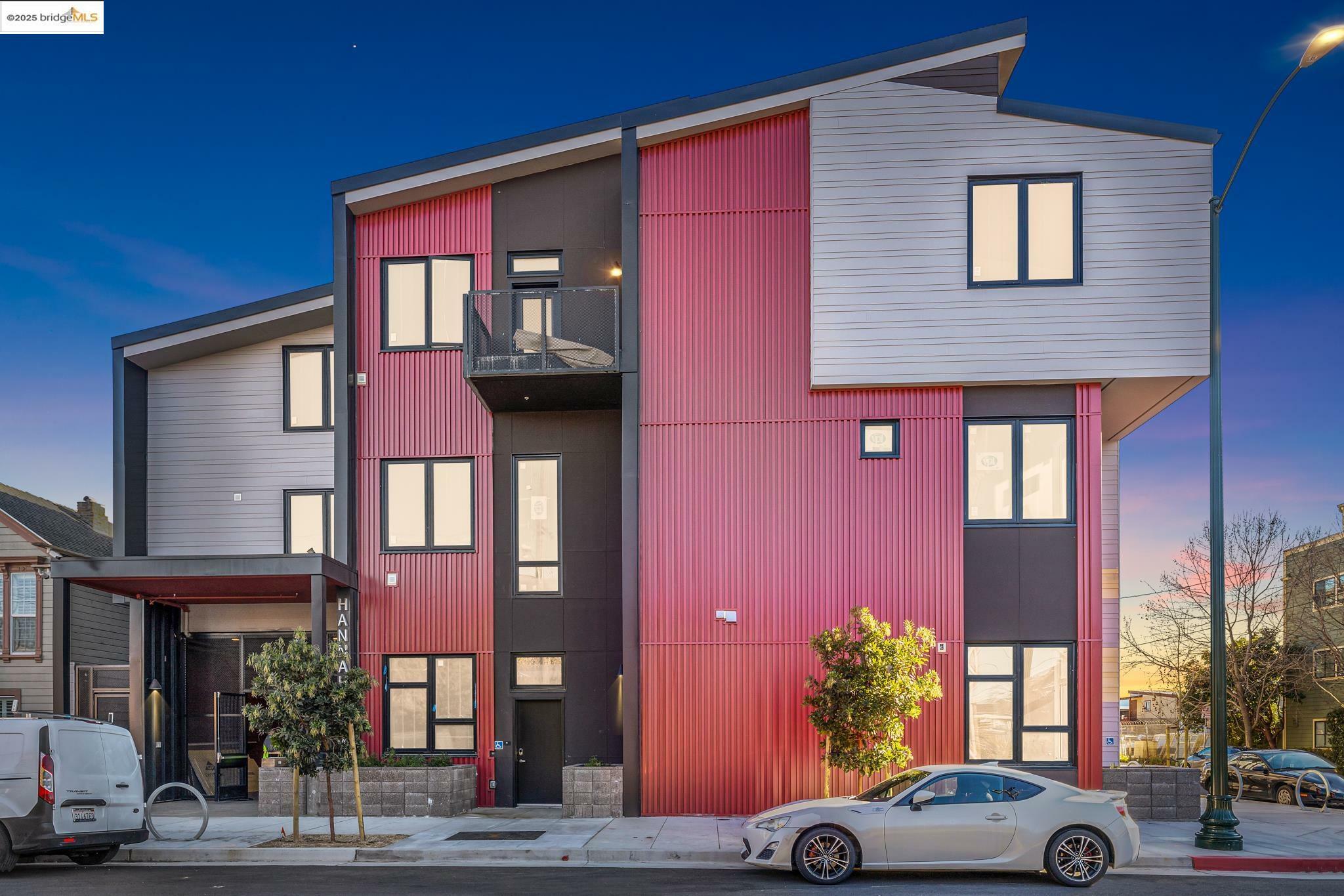 Property Photo: 1545 32nd Street 216 CA 94608