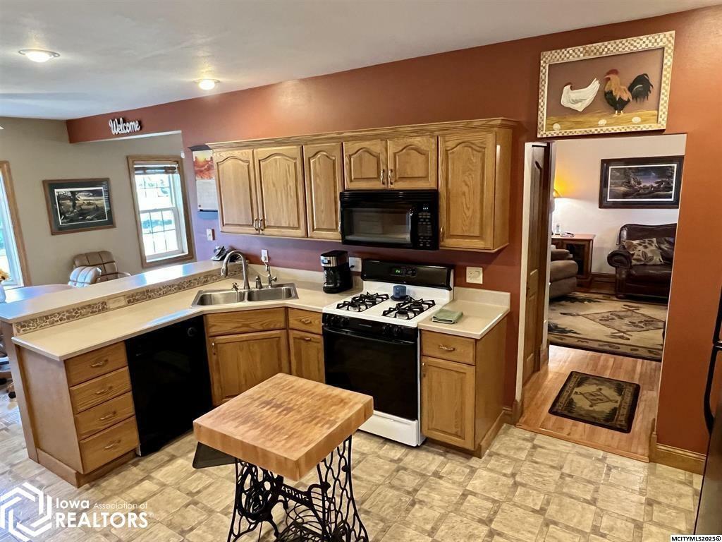 Property Photo: 804 425th Street IA 50446