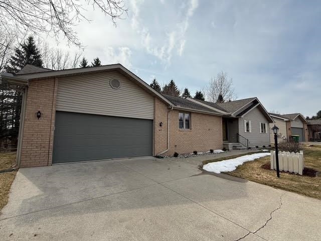 Property Photo: 615 Kemp Court MI 48624