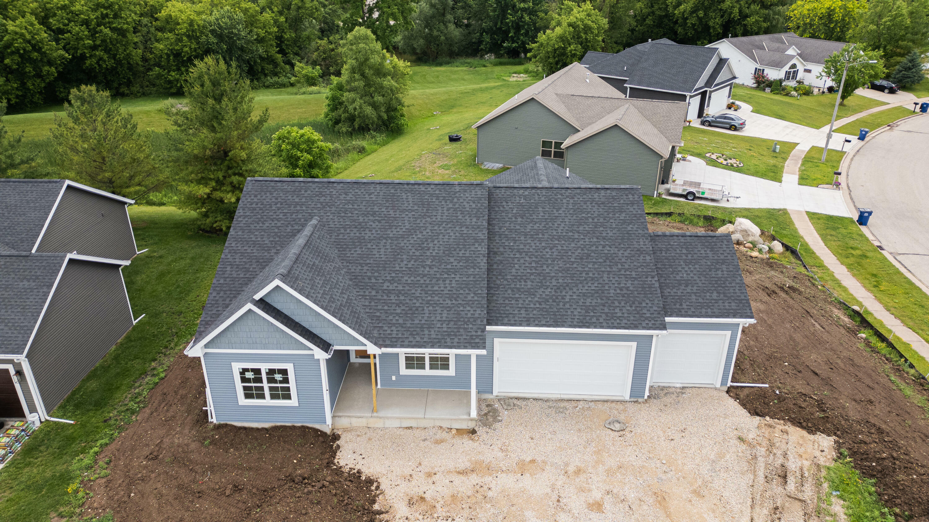Property Photo: 302 Riverside Ct WI 53091