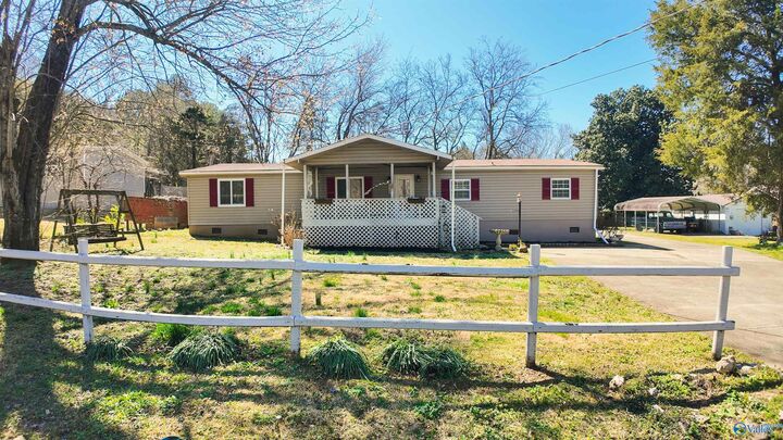 130 Mount View Drive SE  Huntsville AL 35803 photo