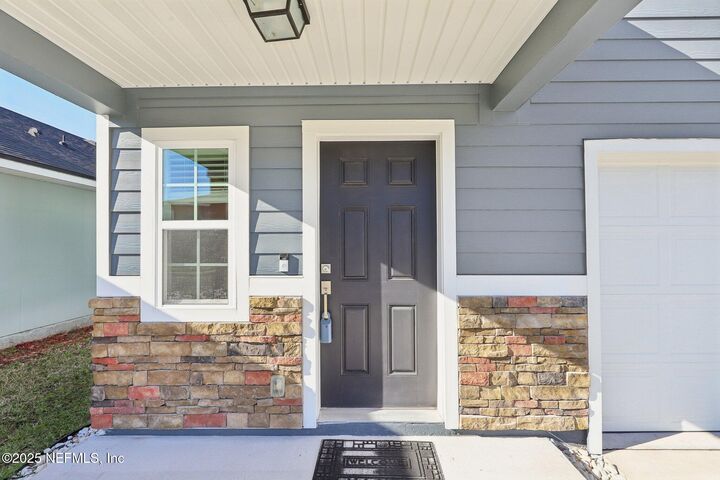 Property Photo:  11461 Nathaniel Gorham Way  FL 32221 