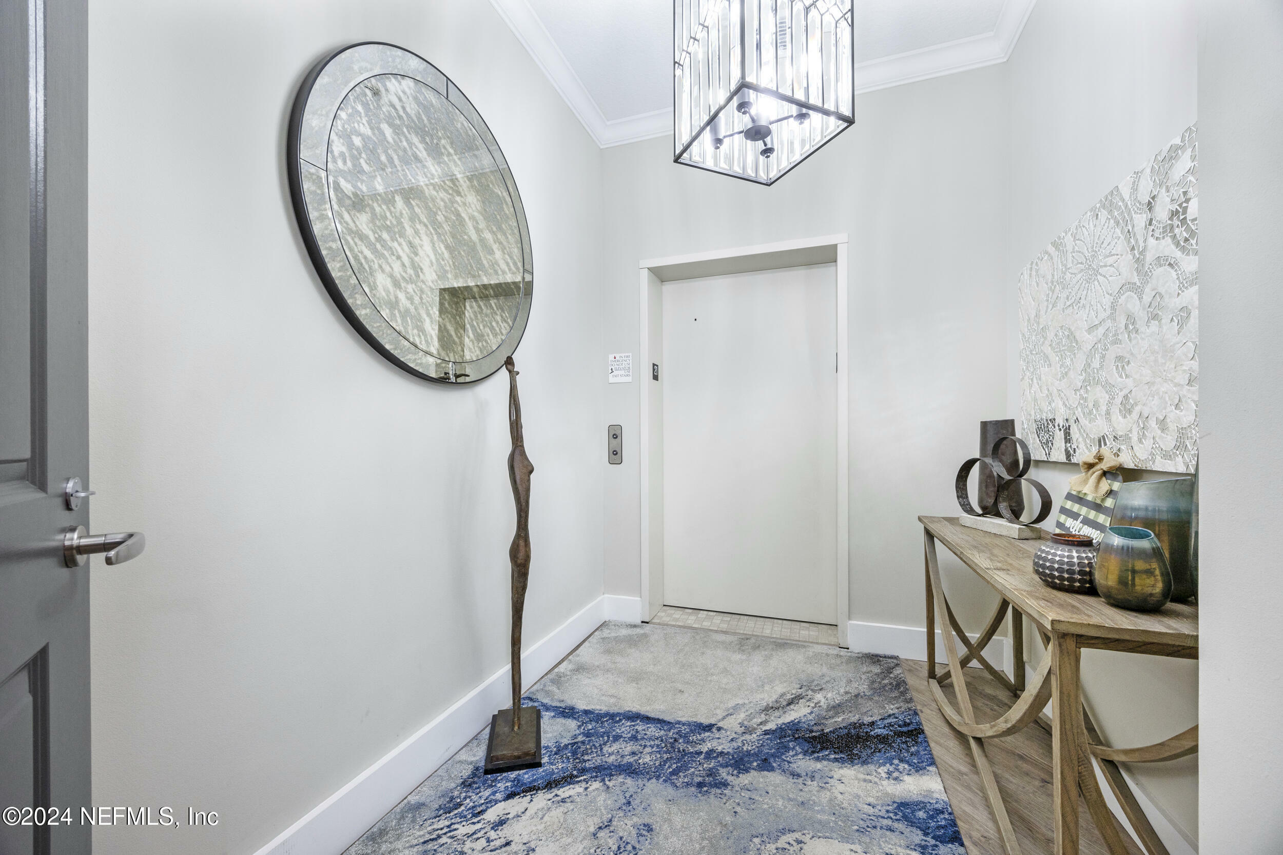Property Photo: 1431 Riverplace Boulevard 2105 FL 32207