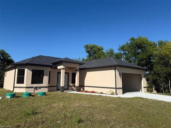 Property Photo: 3314 23rd St SW FL 33976