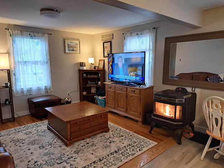 Property Photo:  1 Rose Avenue  NH 03743 