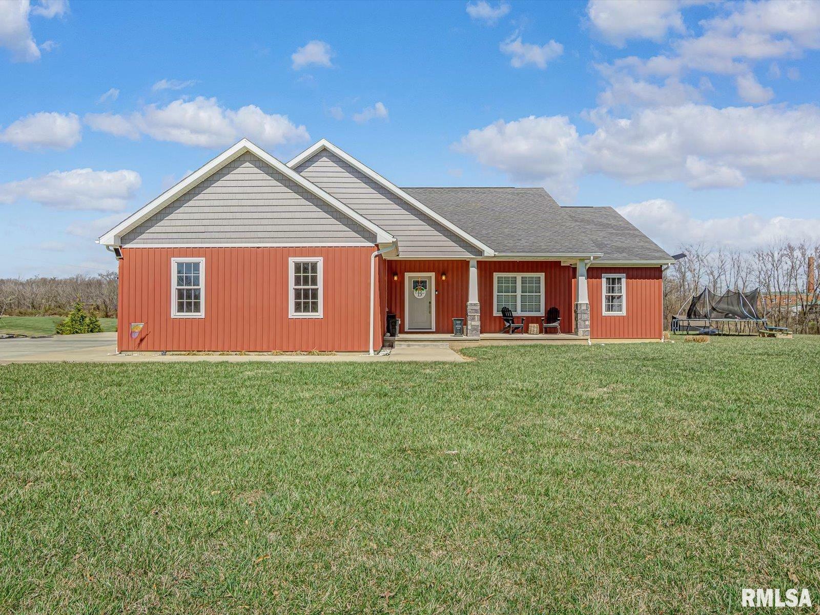 508 Hidden Lakes Drive  Duquoin IL 62832 photo