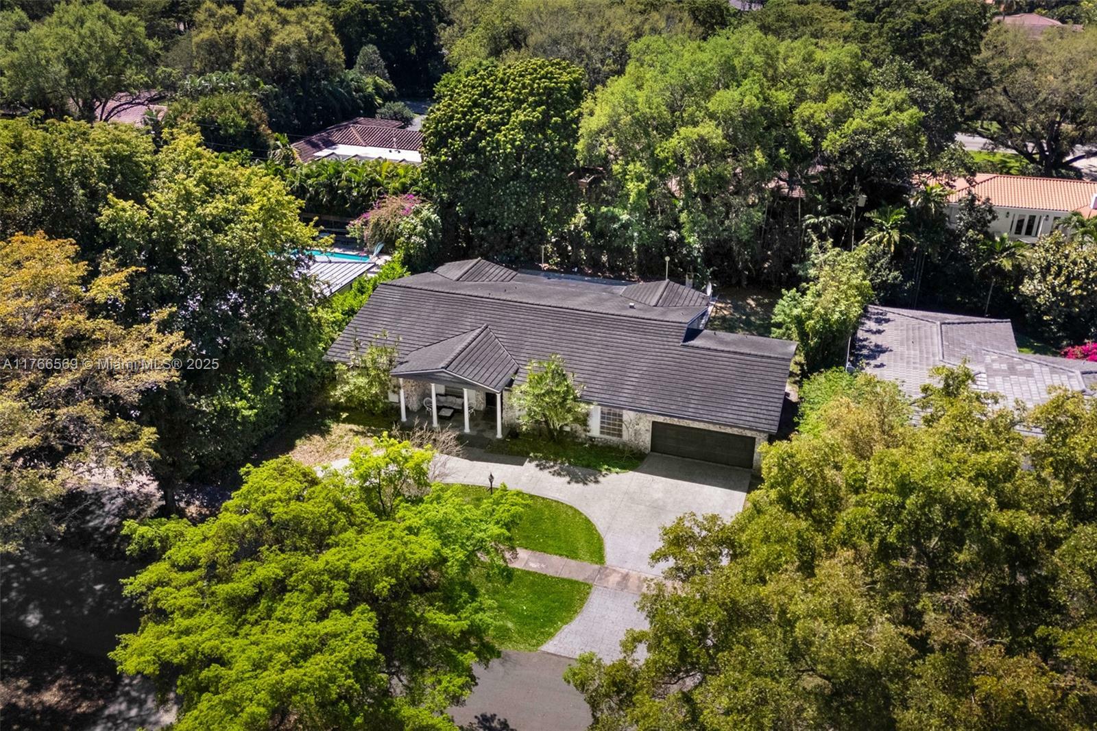 Property Photo: 5530 Sardinia St FL 33146