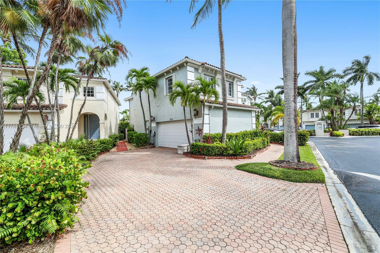 Property Photo: 3015 NE 208th St FL 33180