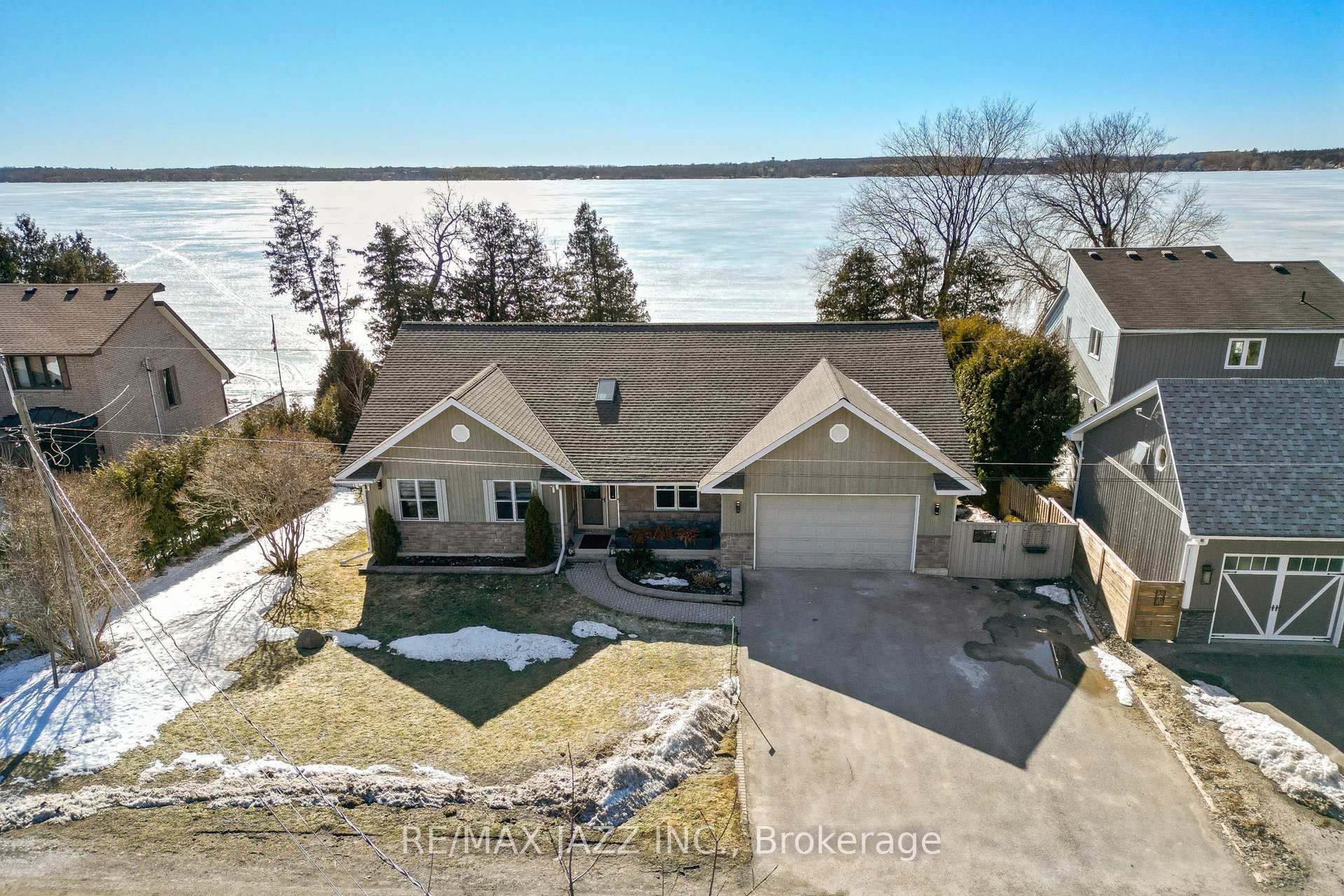 Property Photo: 30 Wakeford Road ON K0M 2C0