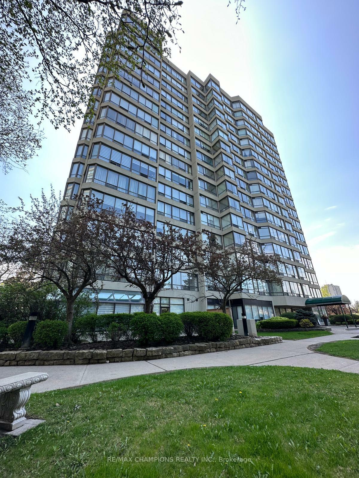 26 Hanover Road 1406  Brampton ON L6S 4T2 photo