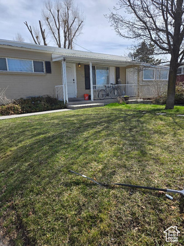 Property Photo: 4389 S Highland Dr E 6 UT 84117
