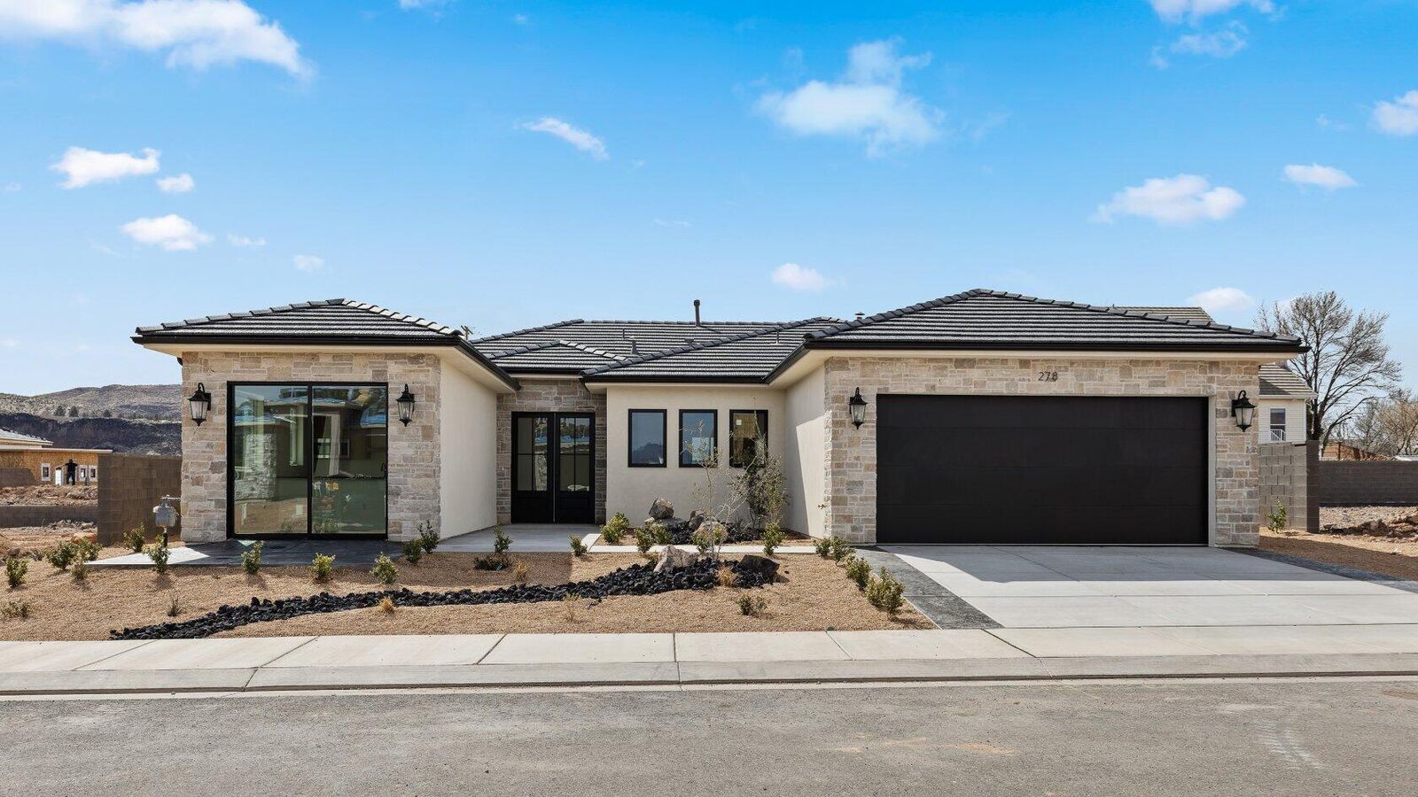 Property Photo:  278 E 1100 N  UT 84737 