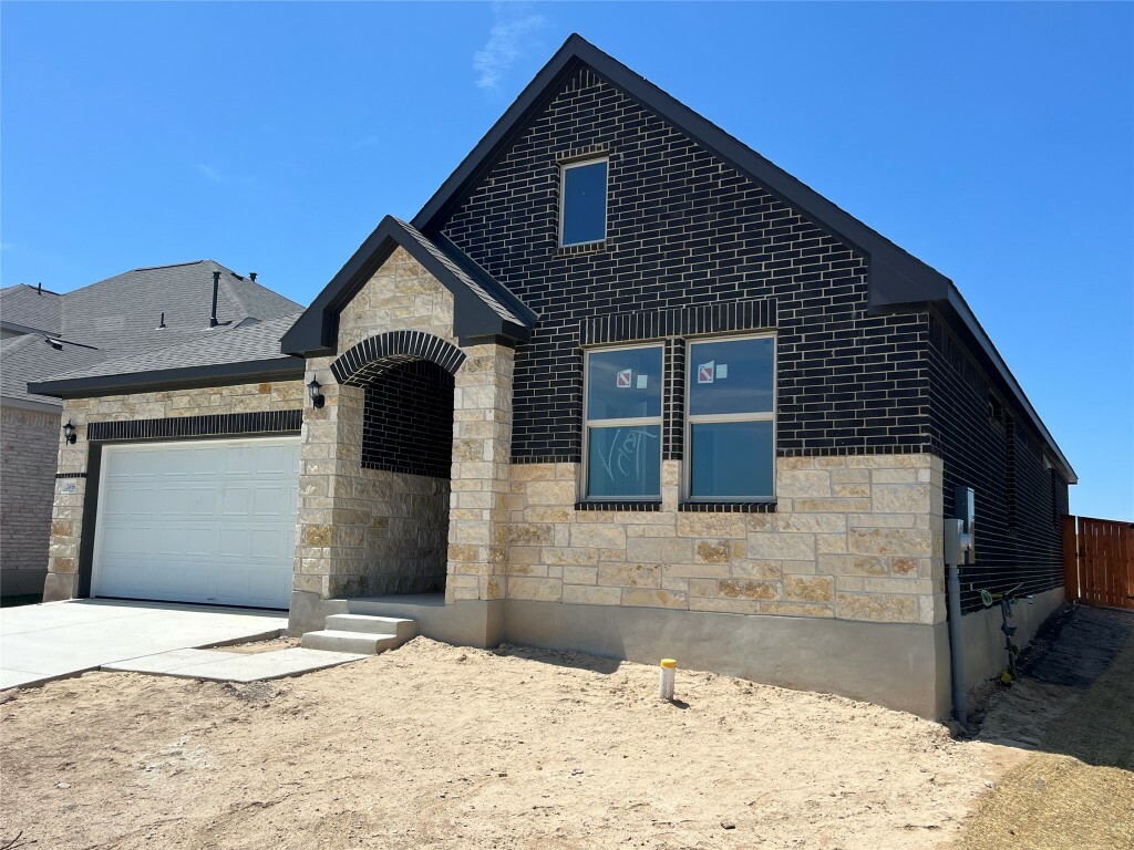 Property Photo: 2456 Walking Y Road TX 78633