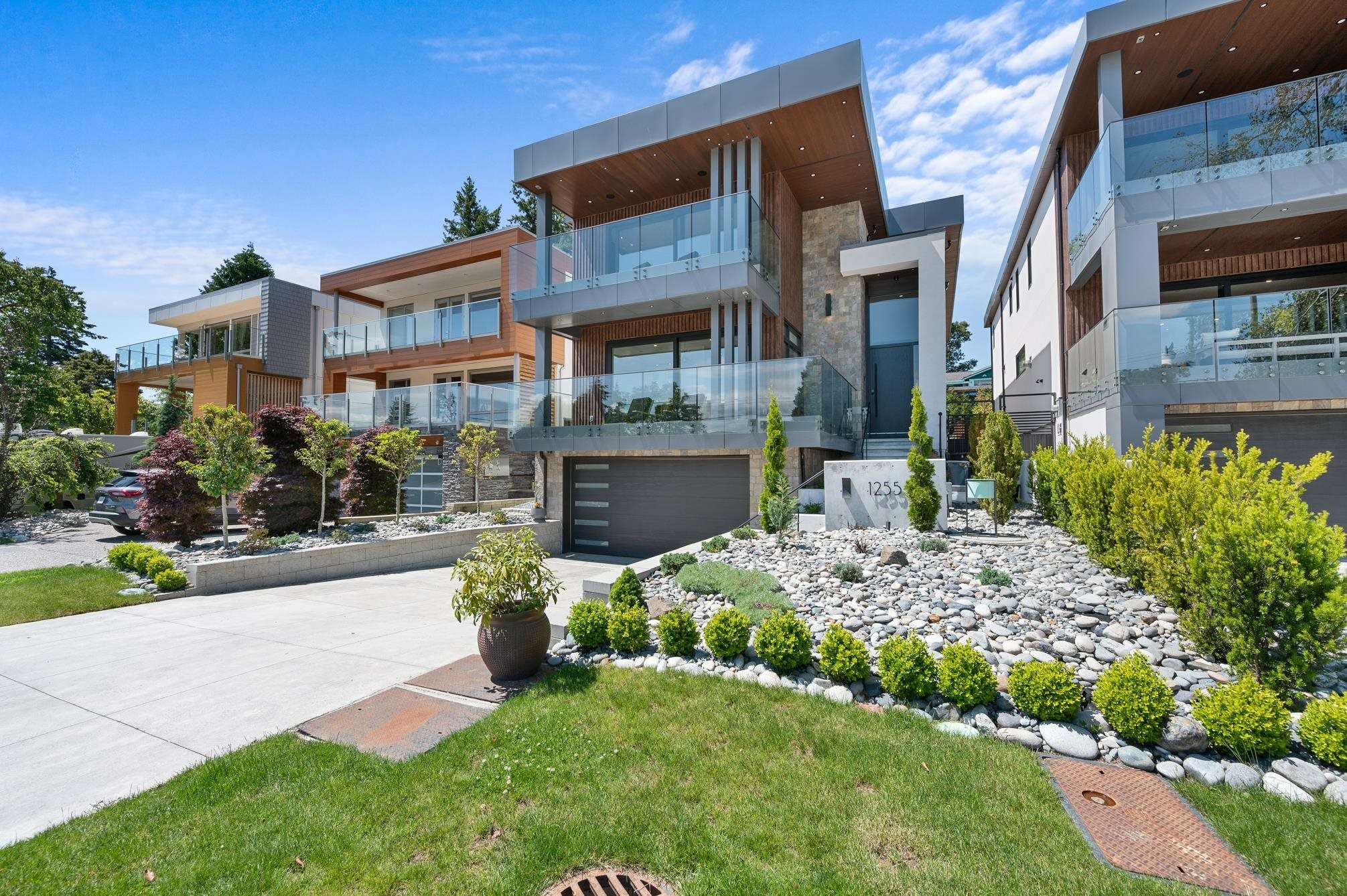 Property Photo: 1255 Kent Street BC V4B 4T6