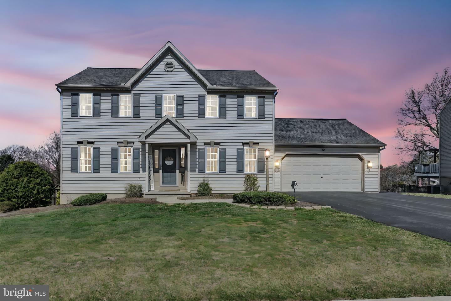 Property Photo: 1310 Cedar Avenue PA 17519