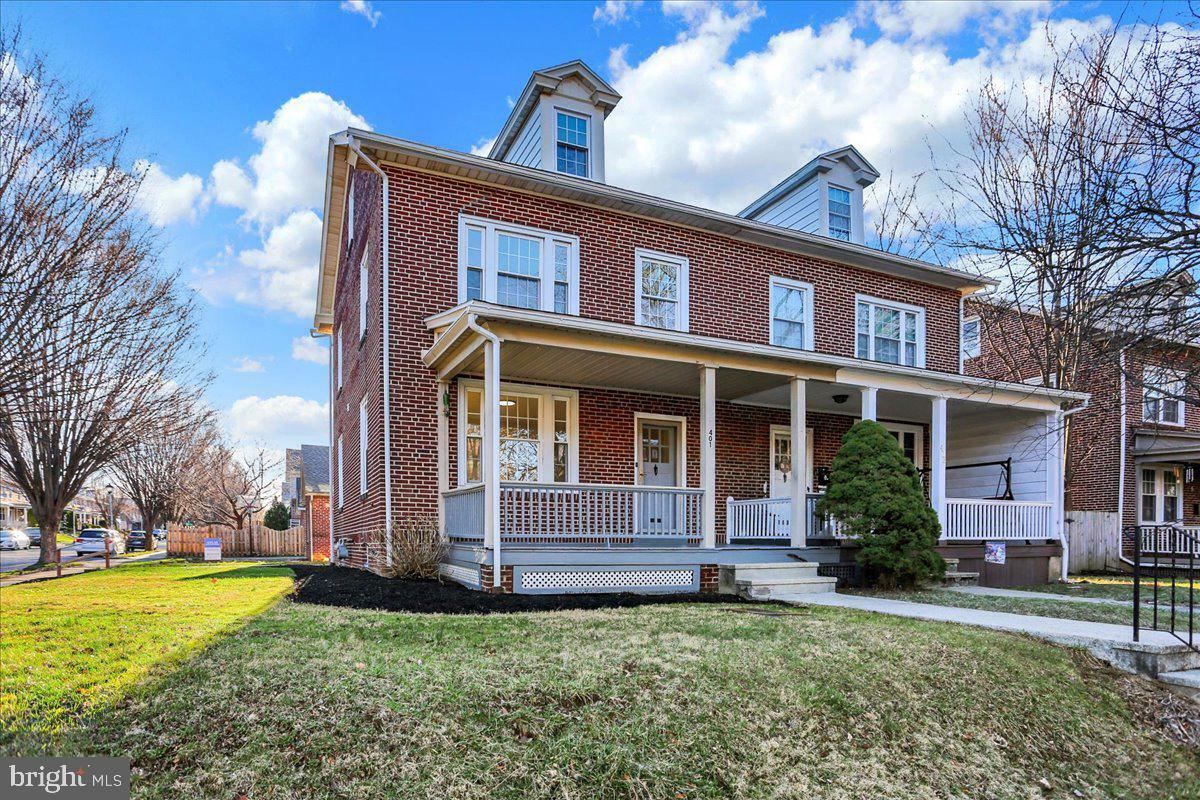 Property Photo: 401 S 5th PA 19611