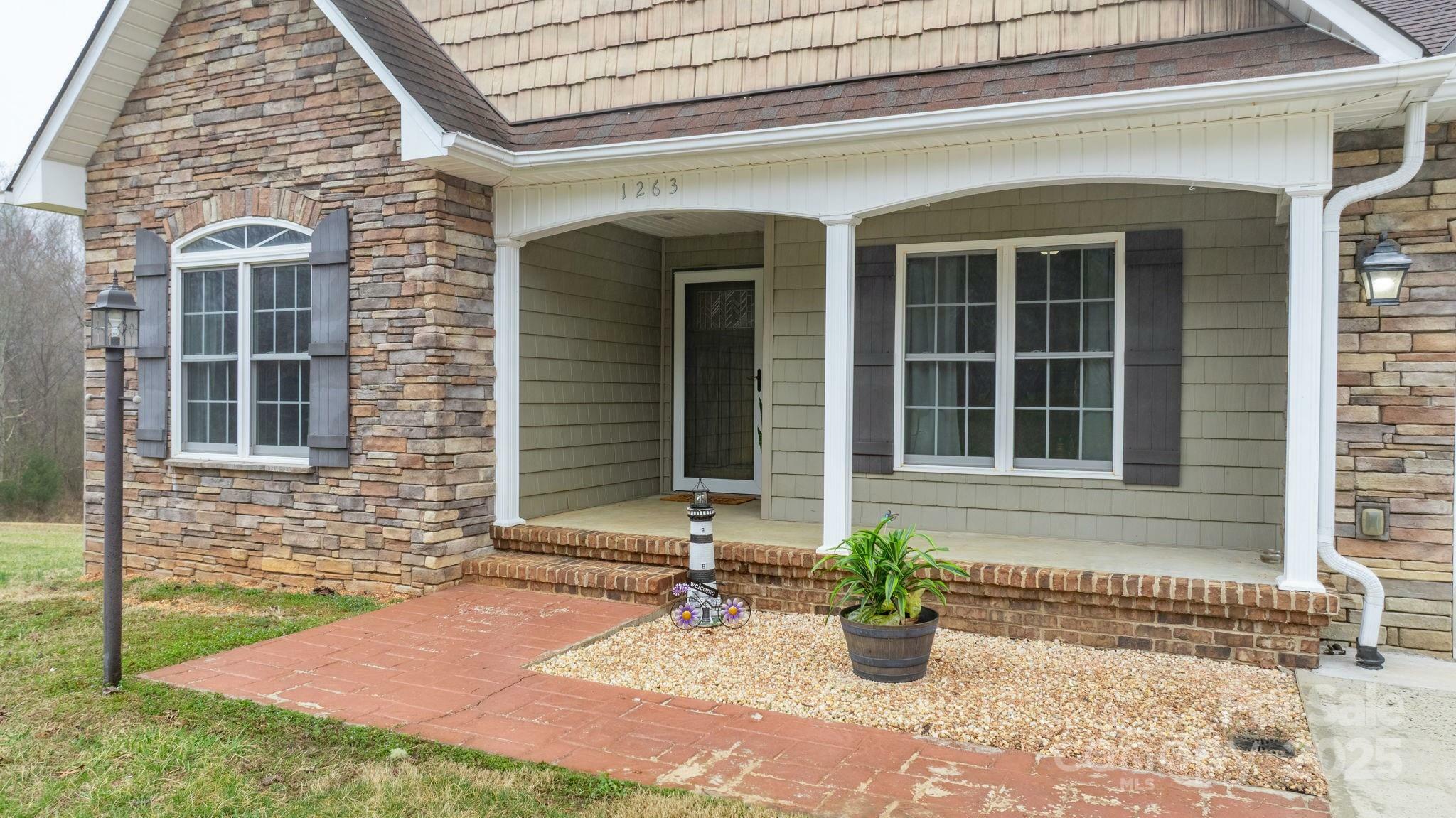 Property Photo:  1263 Waterford Drive  NC 28602 