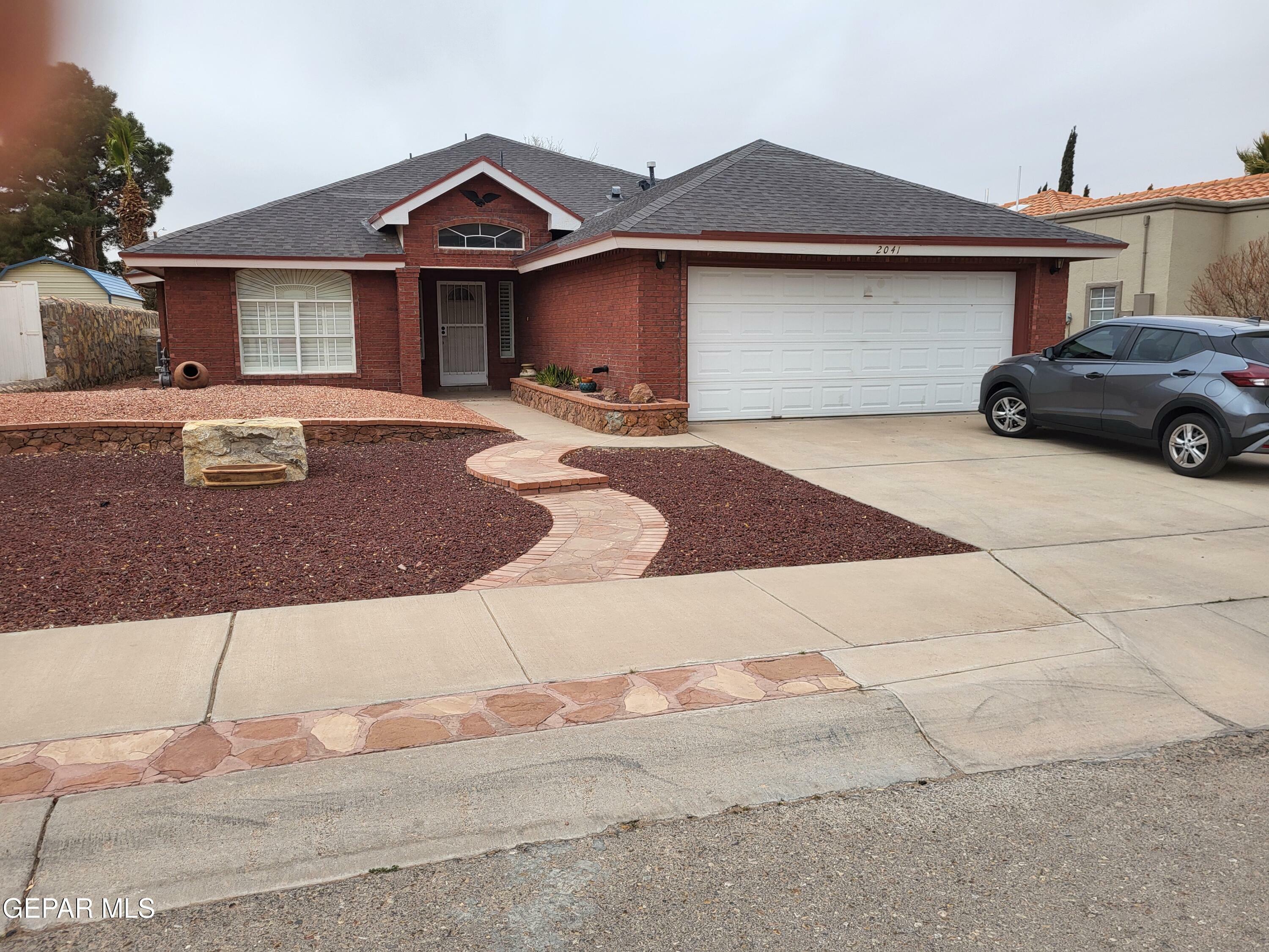 2041 Thunder Ridge Drive  El Paso TX 79938 photo