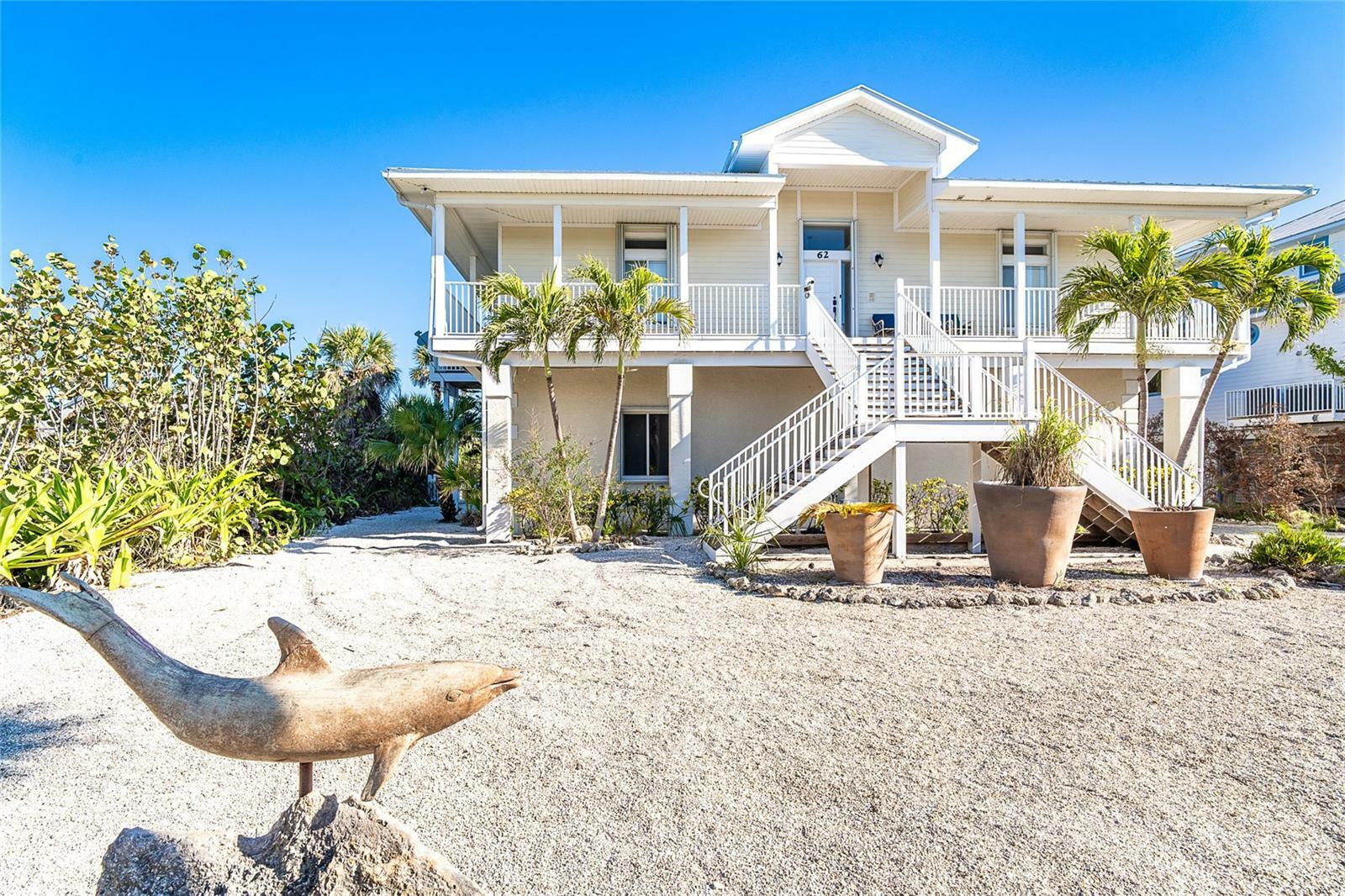 Property Photo: 62 Tarpon Way FL 33946