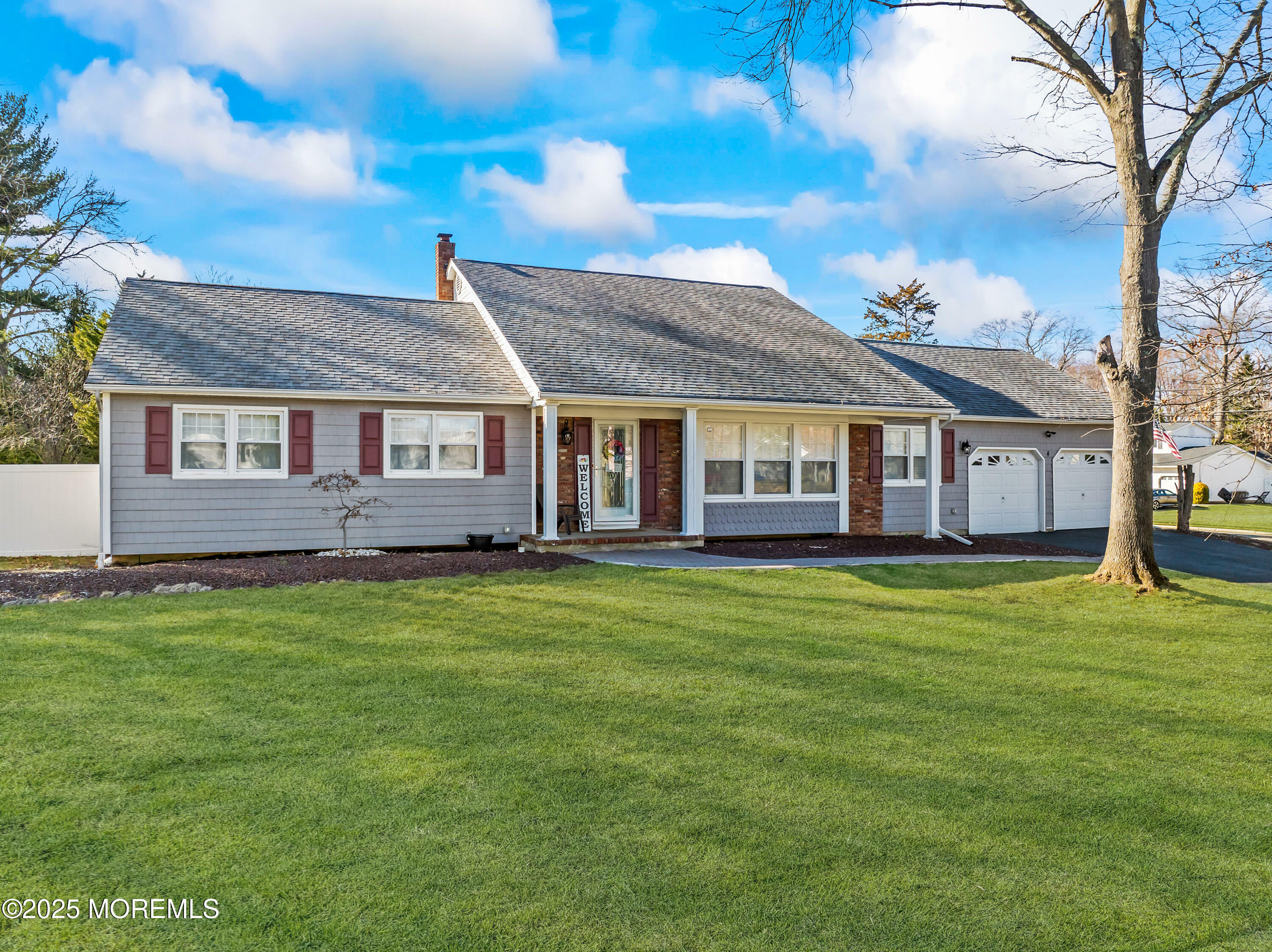 4 Whitman Road  Morganville NJ 07751 photo