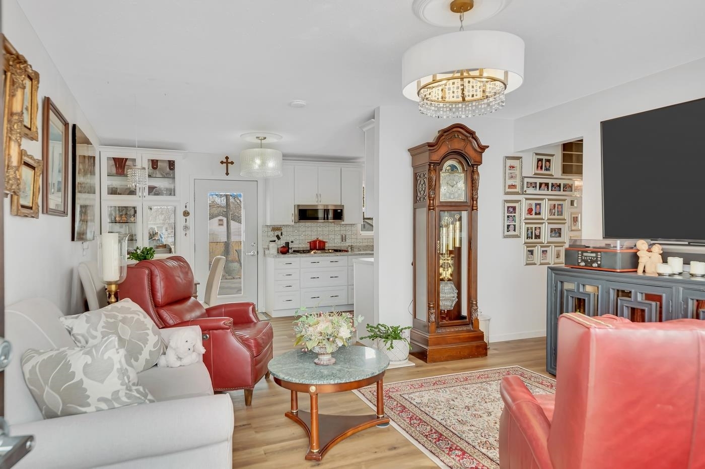 Property Photo: 814 E Tallent Street SD 57701