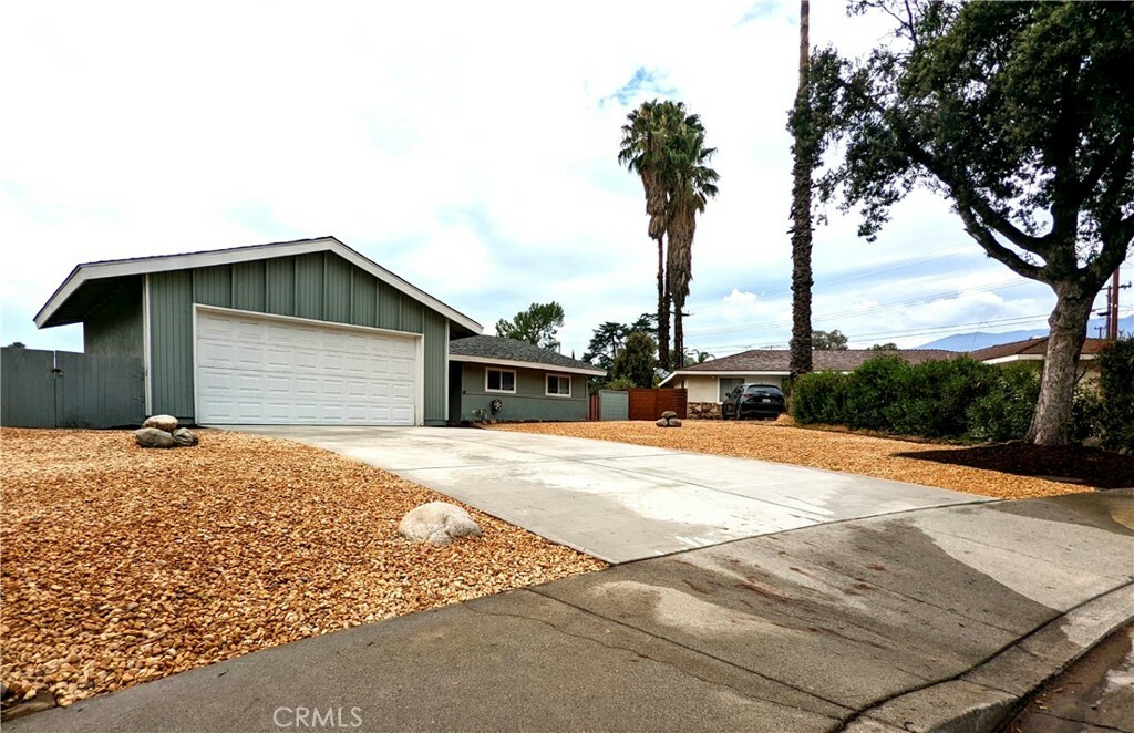 Property Photo: 1563 Benedict Avenue CA 91711