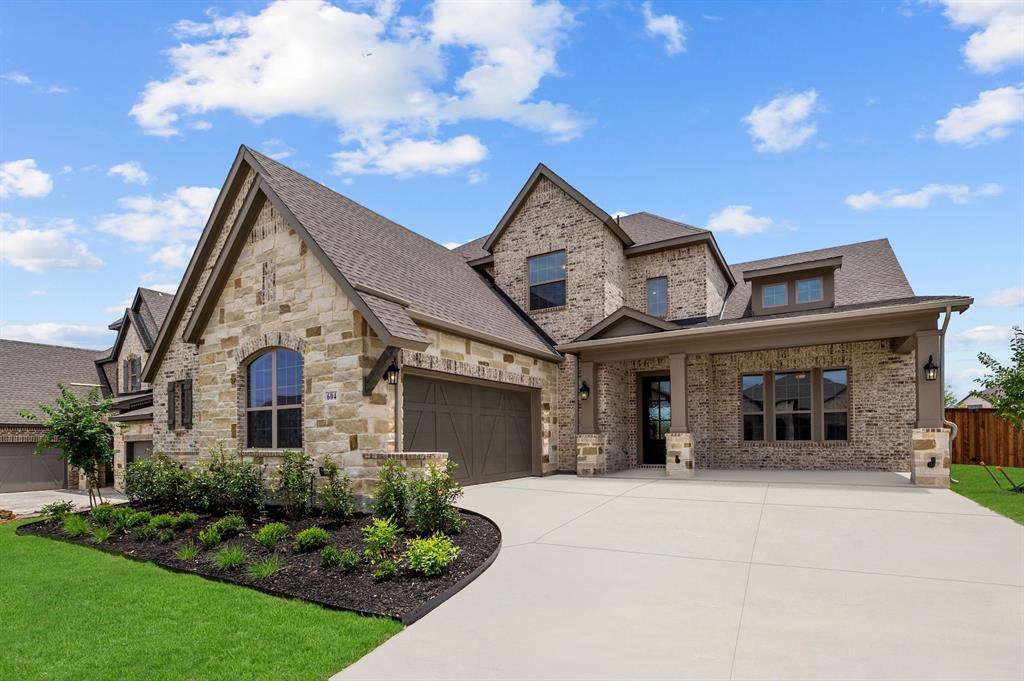 Property Photo:  604 Crystal View Drive  TX 76063 