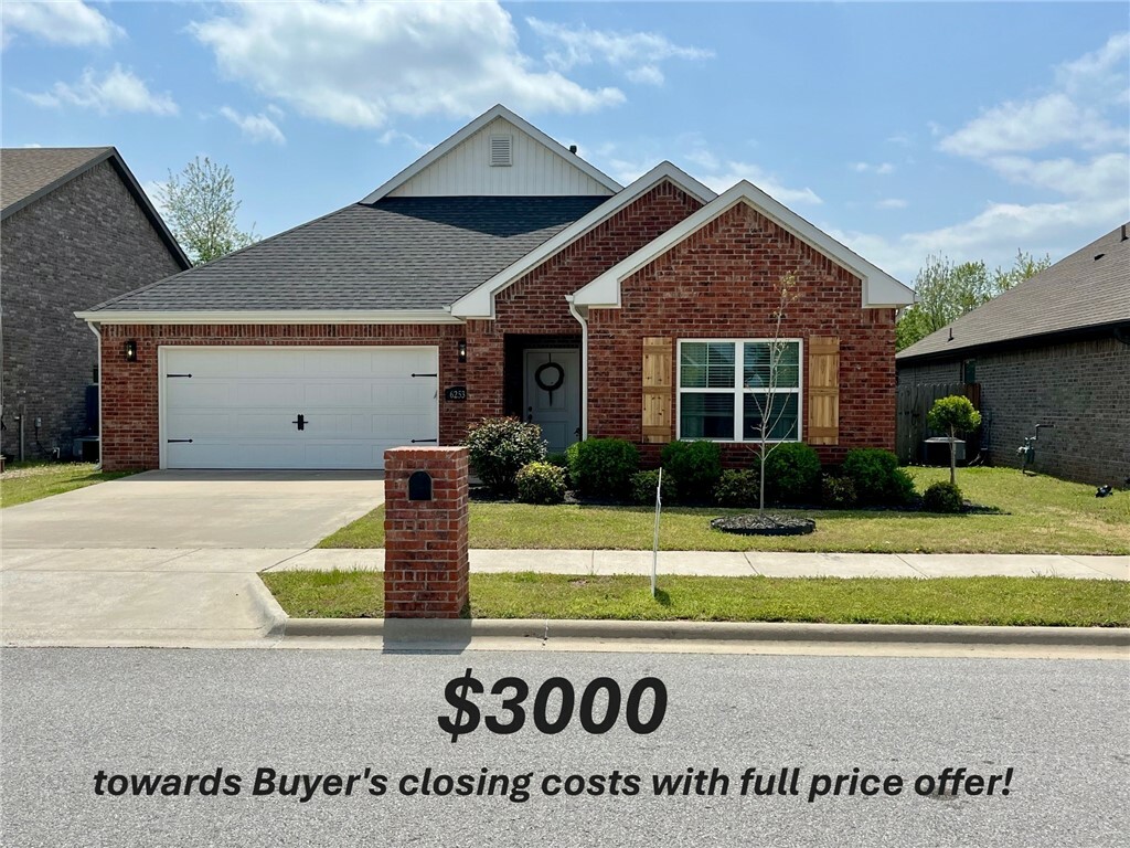 Property Photo: 6253 W Limerick Way AR 72704