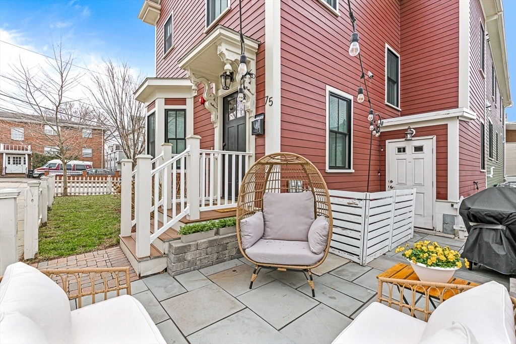 Property Photo: 75 Rush St 3 MA 02145