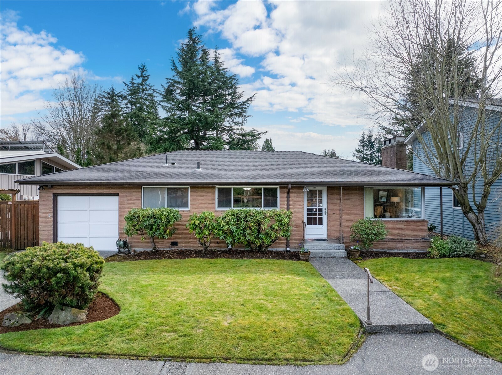 Property Photo:  1729 NW 99th Street  WA 98117 