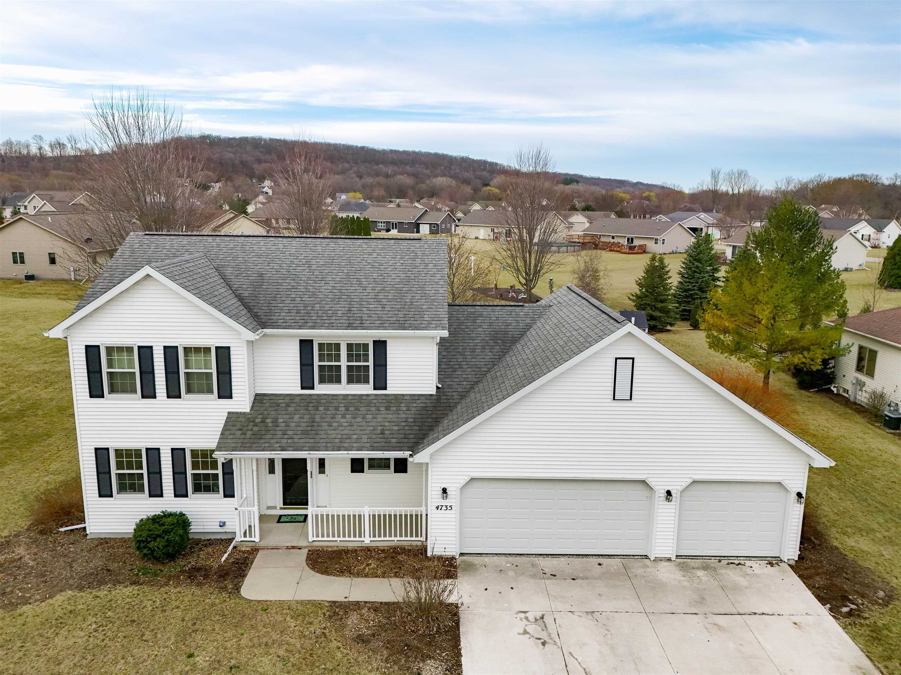 W4735 Nicklaus Court  Sherwood WI 54169 photo