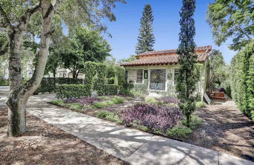 1107 Alhambra Circle  Coral Gables FL 33134 photo
