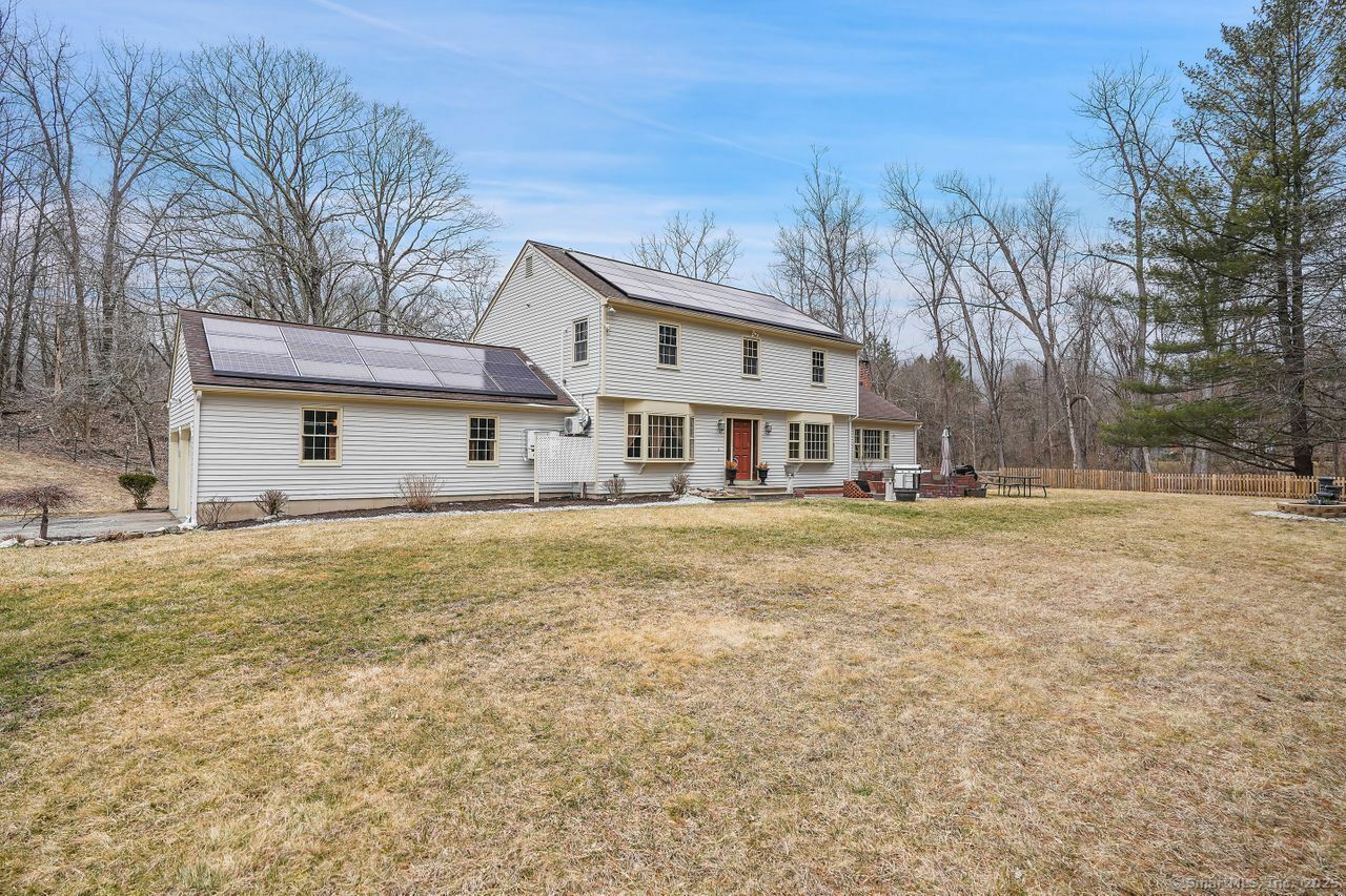 Property Photo:  15 Tory Lane  CT 06776 