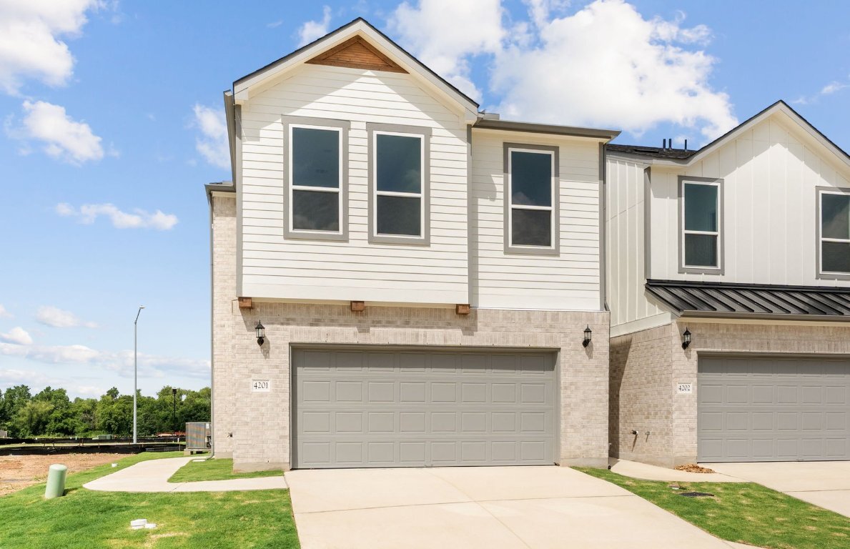 Property Photo:  1955 Settlers Glen Drive 4201  TX 78665 