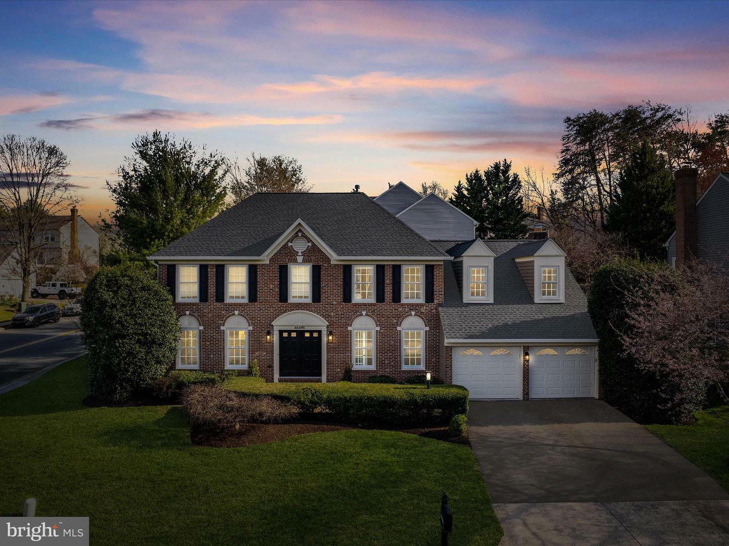 Property Photo: 46495 Capelwood Court VA 20165
