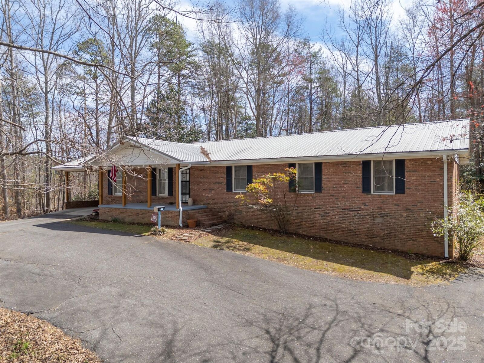Property Photo: 582 County Line Road NC 28139